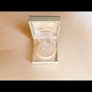 Pearls necklace, earrings, bracelet set